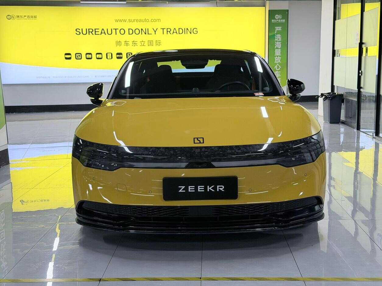  Zeekr 007 4WD 100 kWh Performance