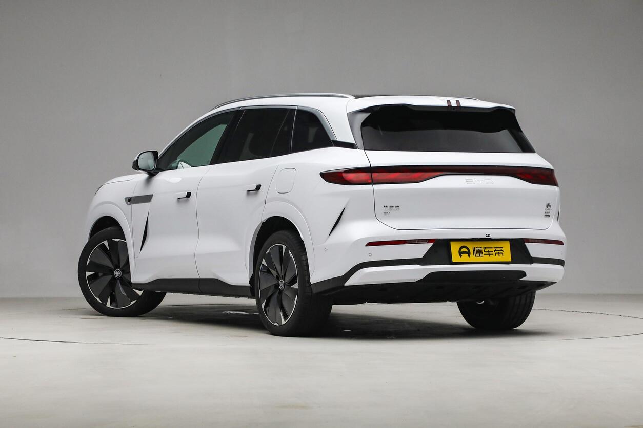  BYD Tang L EV with LiDAR