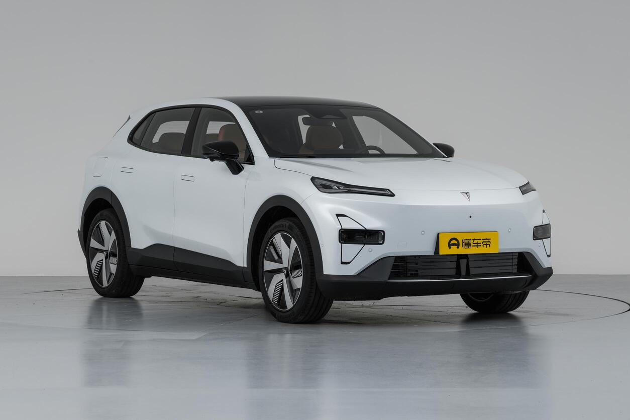 Электромобиль Deepal S05 620 MAX EV (2025)