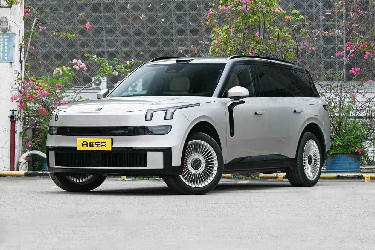  Lynk & Co 900 2.0T Ultra 2026