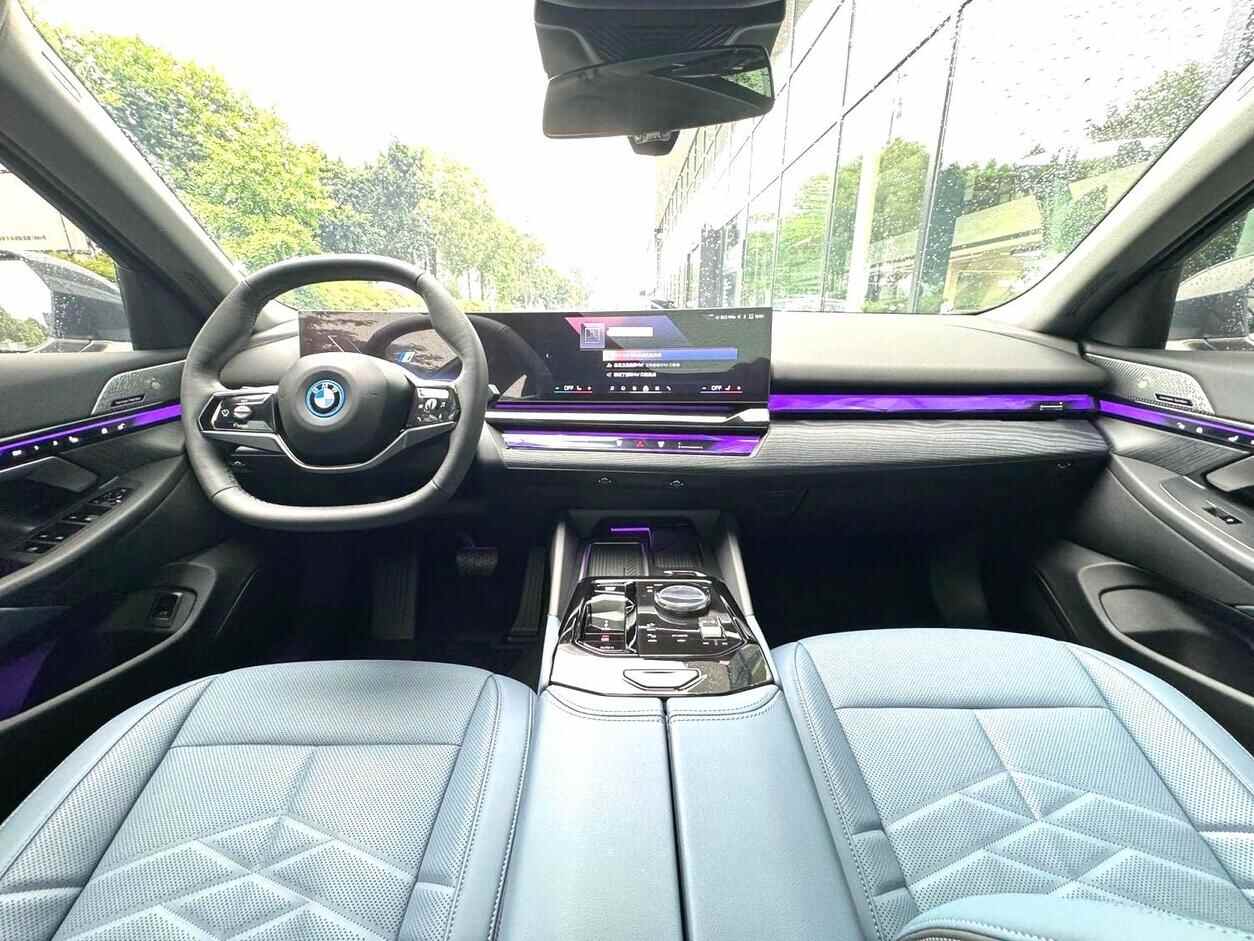 BMW i5