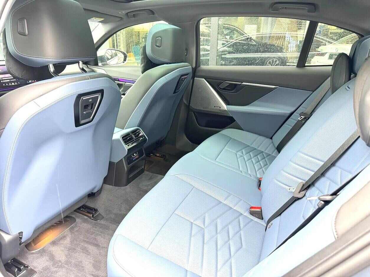  BMW i5