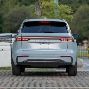  Geely Monjaro 2