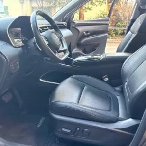  Hyundai Elantra 1