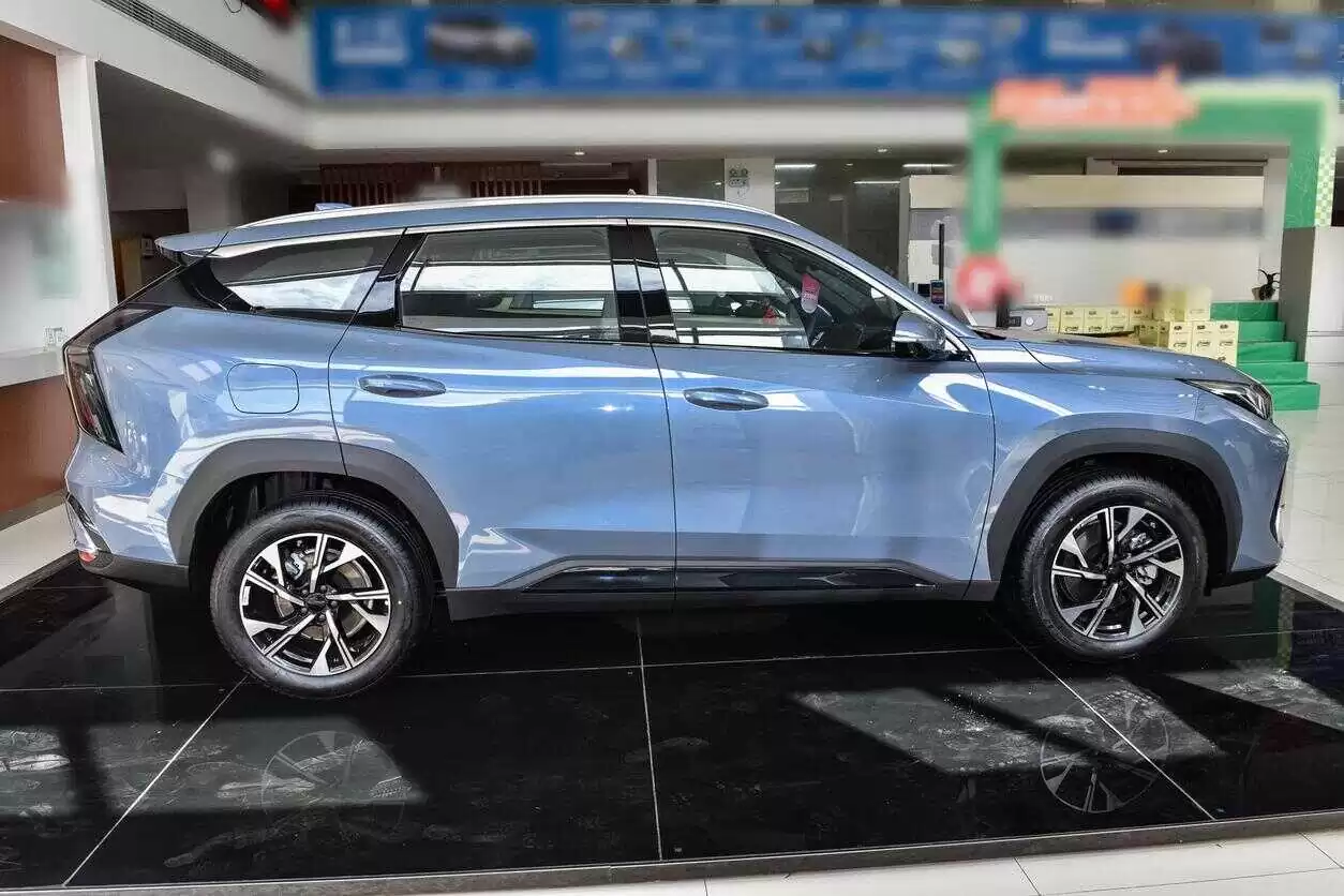  Geely Boyue L Departure Edition