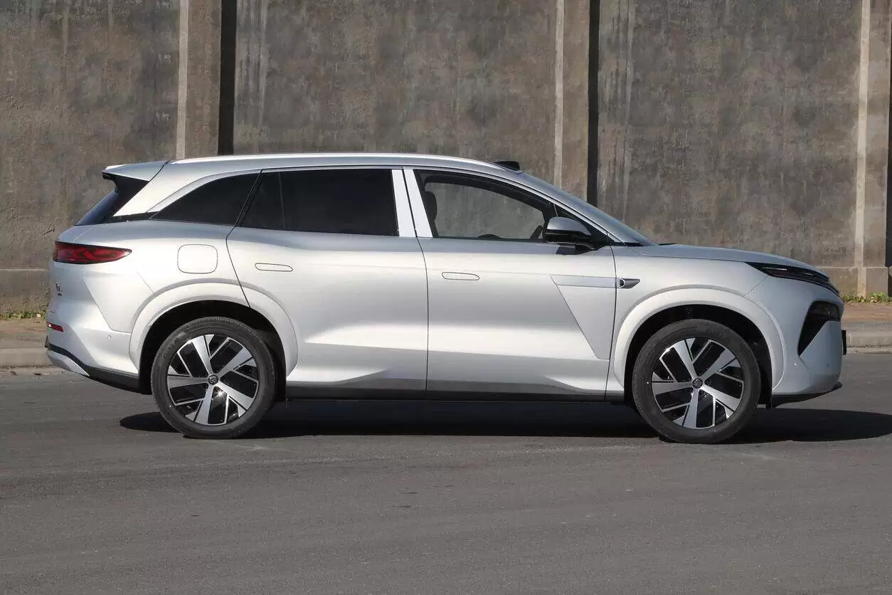  Tang L Premium