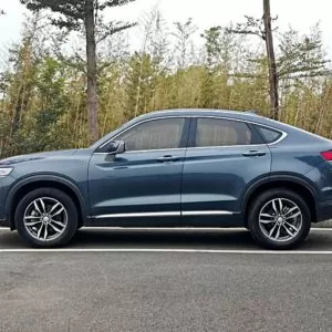 Geely Monjaro 2