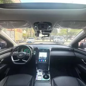  Hyundai Elantra 1