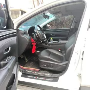  Hyundai Elantra 1
