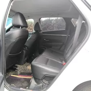  Hyundai Elantra 1