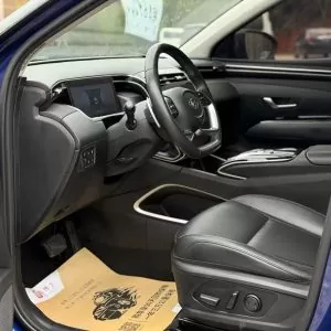  Hyundai Elantra 1