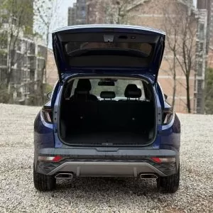  Hyundai Elantra 1