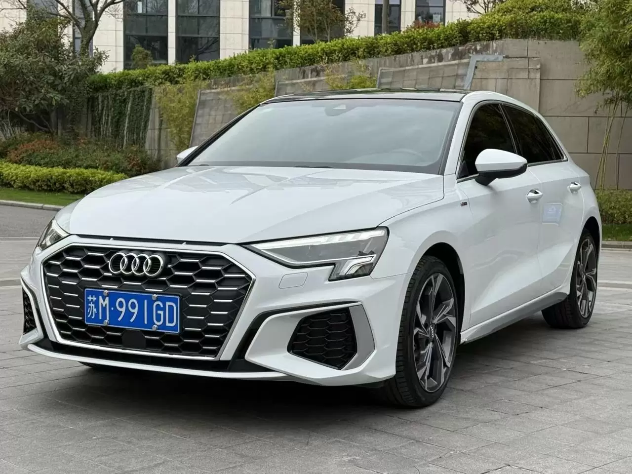  Audi A3 Sportback 35 TFSI Luxury Sport Edition