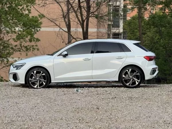 Audi A3 Luxury Sports Edition