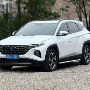  Hyundai Elantra 1