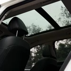  Hyundai Elantra 1