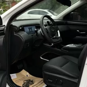  Hyundai Elantra 1