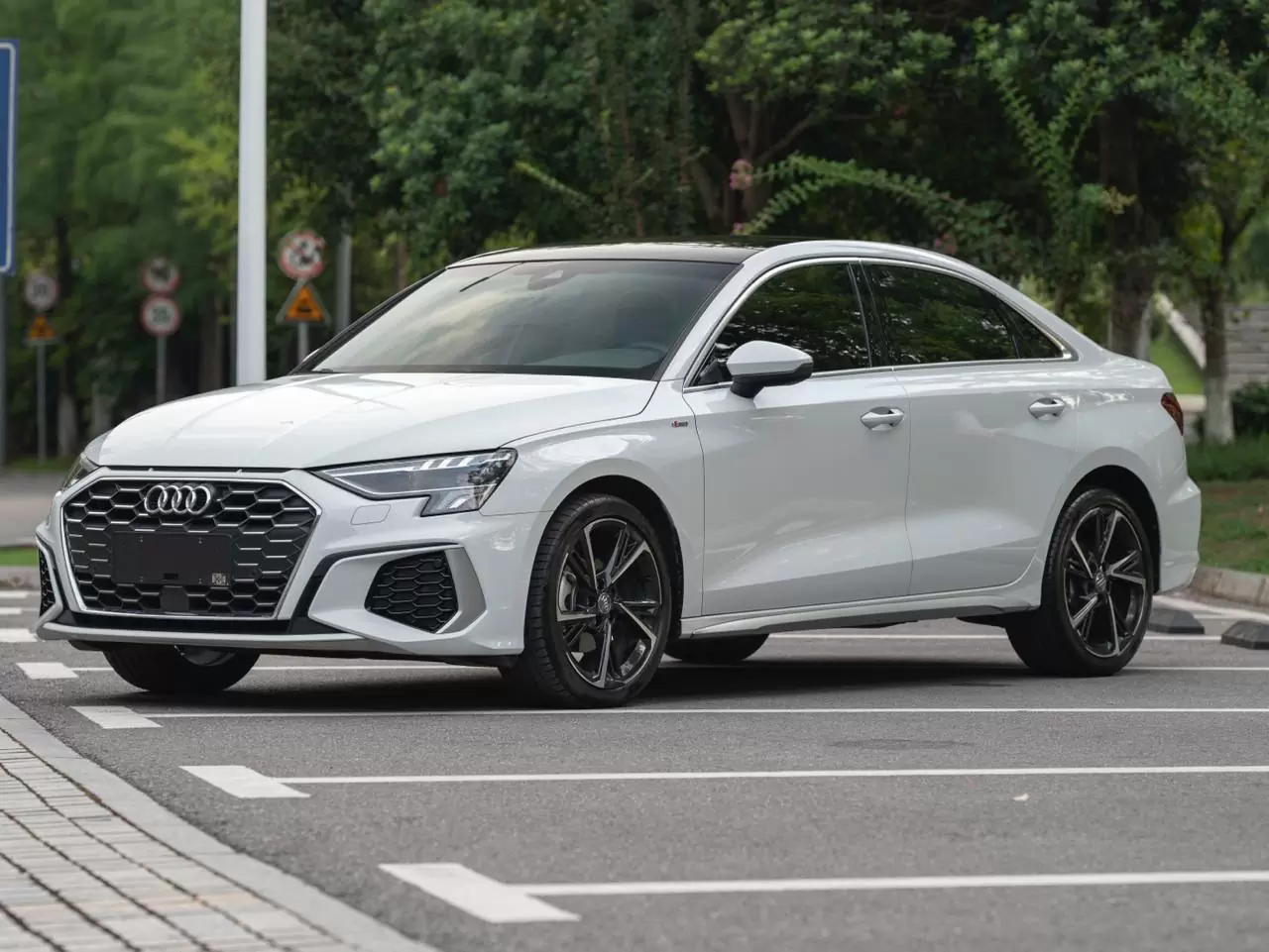  AUDI A3 L Fashion Sport Edition