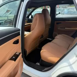  Geely Monjaro 2