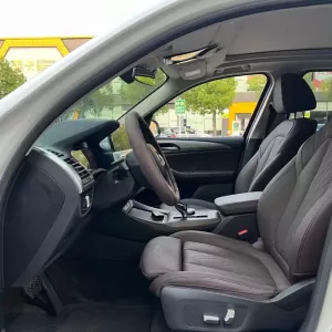  BMW i5 eDrive40L M Sport Package
