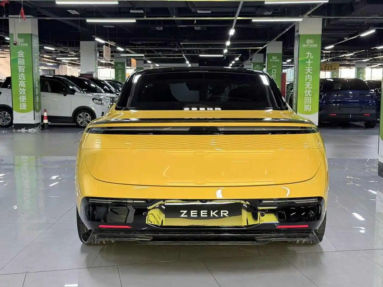  Zeekr 007 4WD 100 kWh Performance