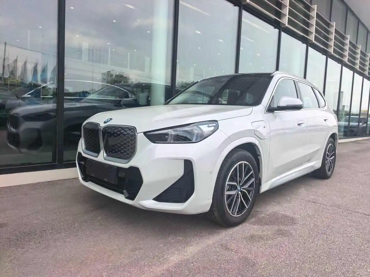  BMW iX1 xDrive25L M Sport 2025
