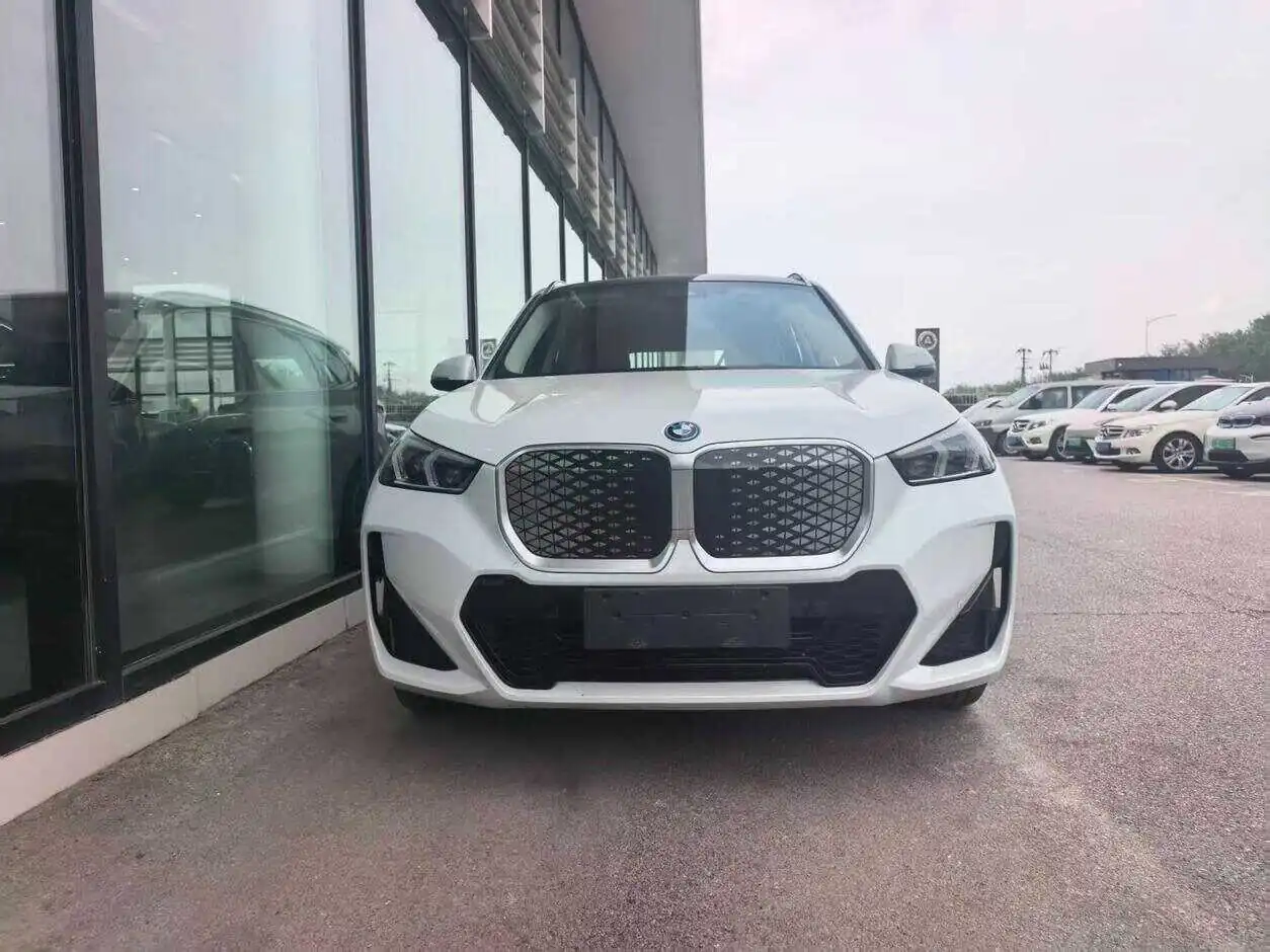  BMW iX1 xDrive25L M Sport 2025