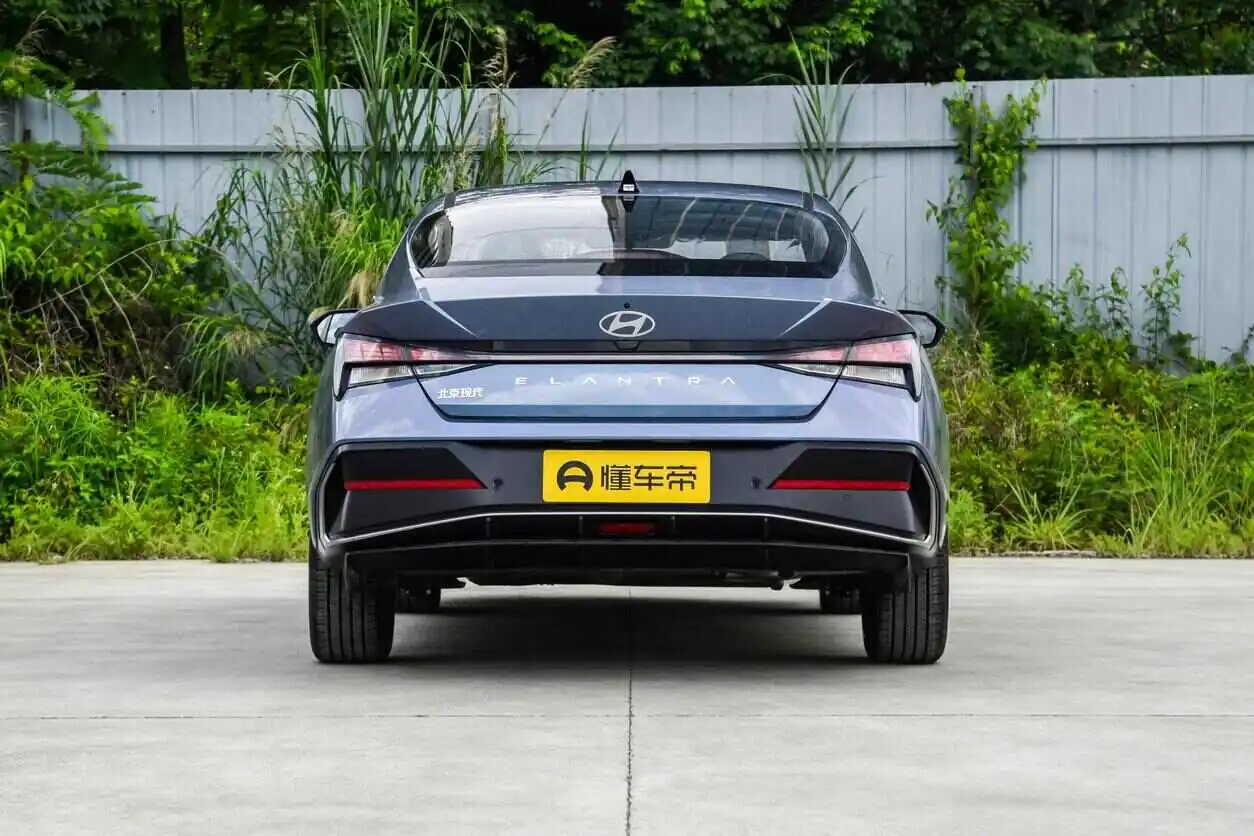  Hyundai Elantra 1.5L CVT GLX Elite Edition 2026