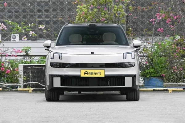  Lynk & Co 900 2.0T Ultra 2026
