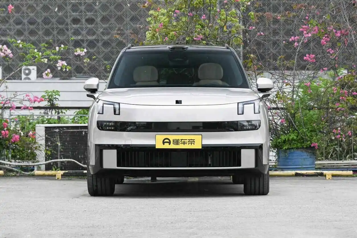  Lynk & Co 900 2.0T Ultra 2026